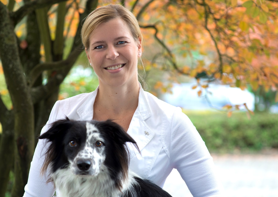 Dr. Med. Vet. Petra Geschwill Tierarztpraxis Tierarztpraxis Fichtenstrasse - Silvia Viertel